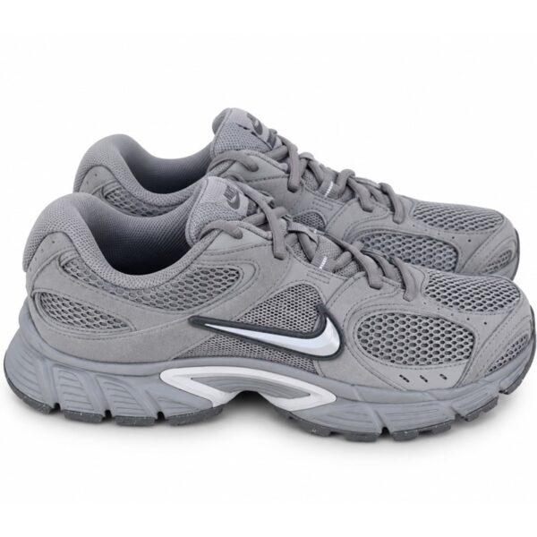 D30878F447D7894E70D8DC51A429B75D_ Nike sneakers uomo grigie chunky running sportive modello
